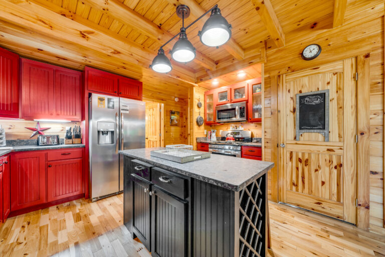 11 - Interior Photos - 573 Birddog Boulevard - Lake Lure - Skywalker Air