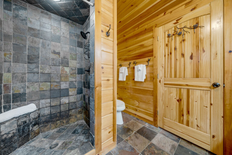 32 - Interior Photos - 573 Birddog Boulevard - Lake Lure - Skywalker Air