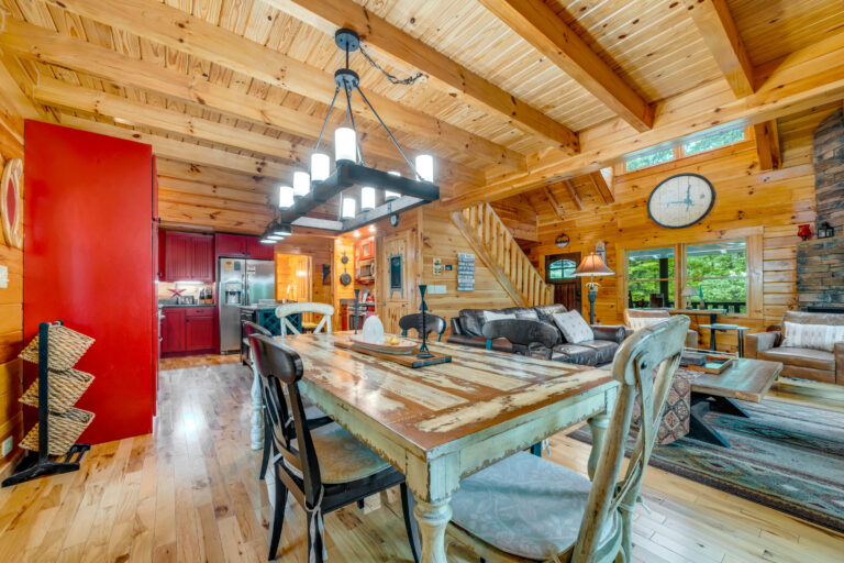 7 - Interior Photos - 573 Birddog Boulevard - Lake Lure - Skywalker Air